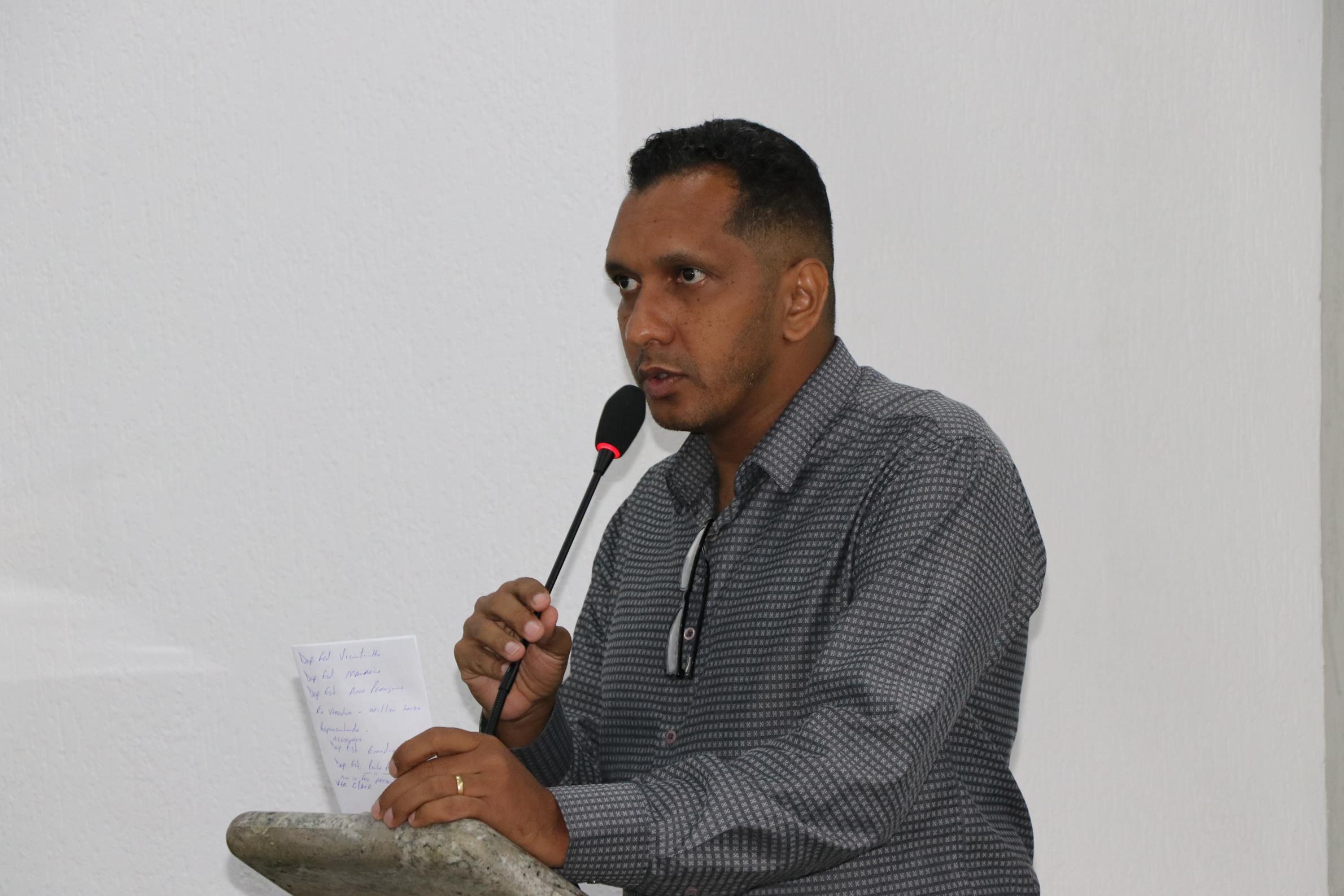 RogerSantosDiscurso 28.10.2025 IMG 6485