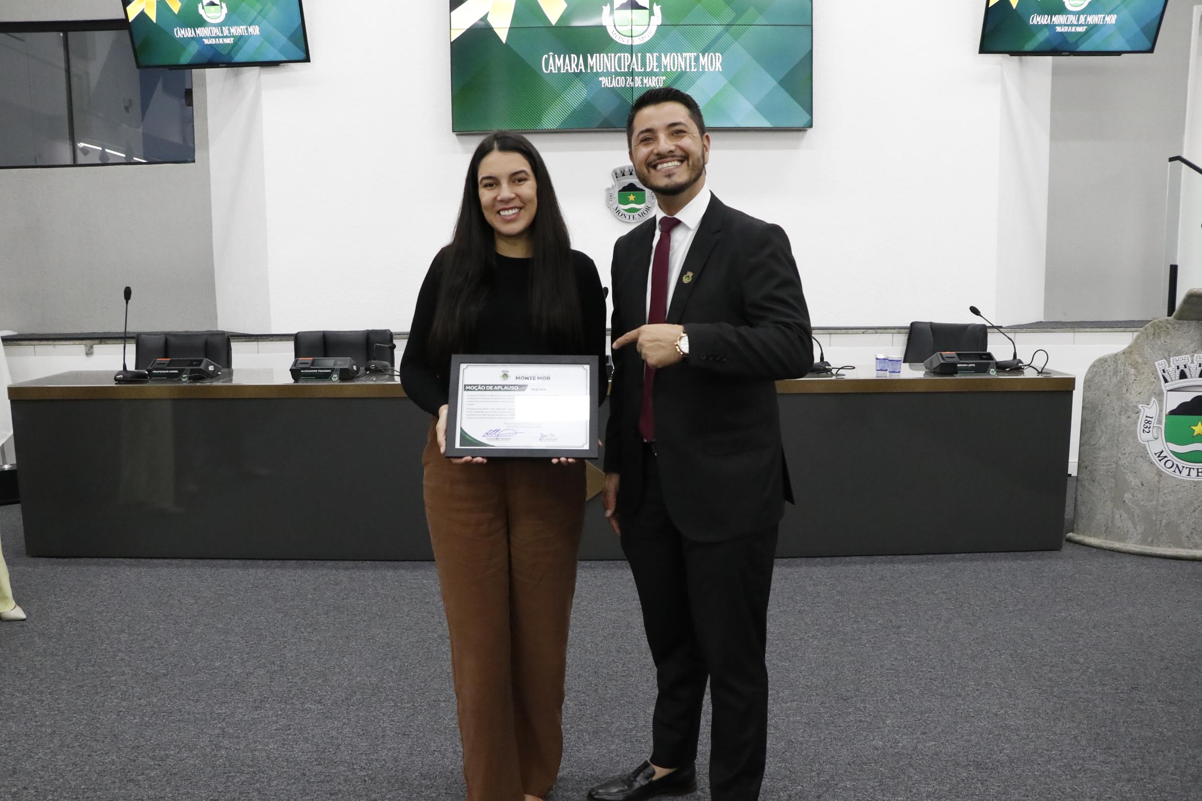 O vereador Alexandre Pinheiro e a neuropsicóloga Beatriz Filliettaz