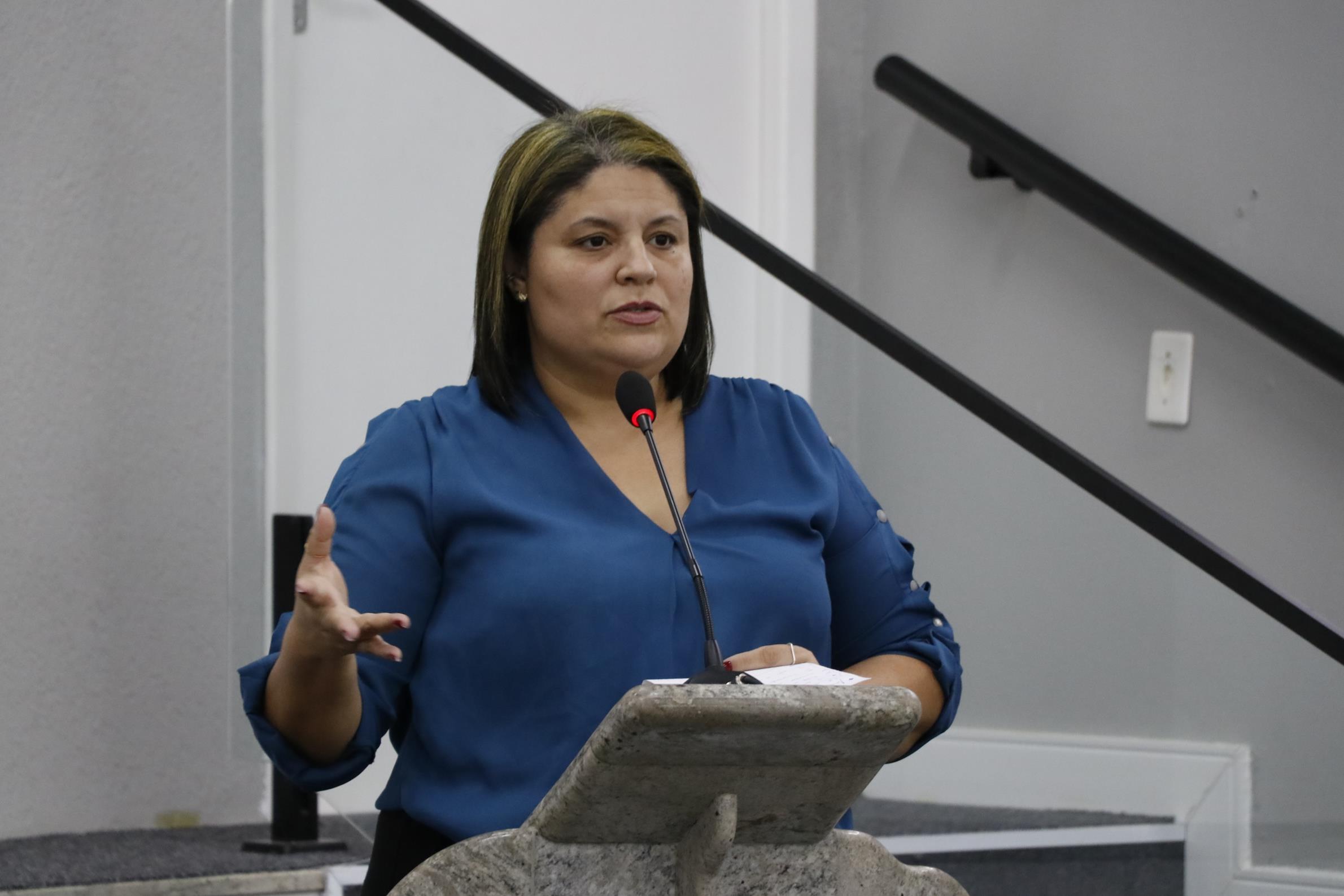 Camilla lamentou que críticos busquem “diminuir, reduzir a nada” o trabalho das mulheres 