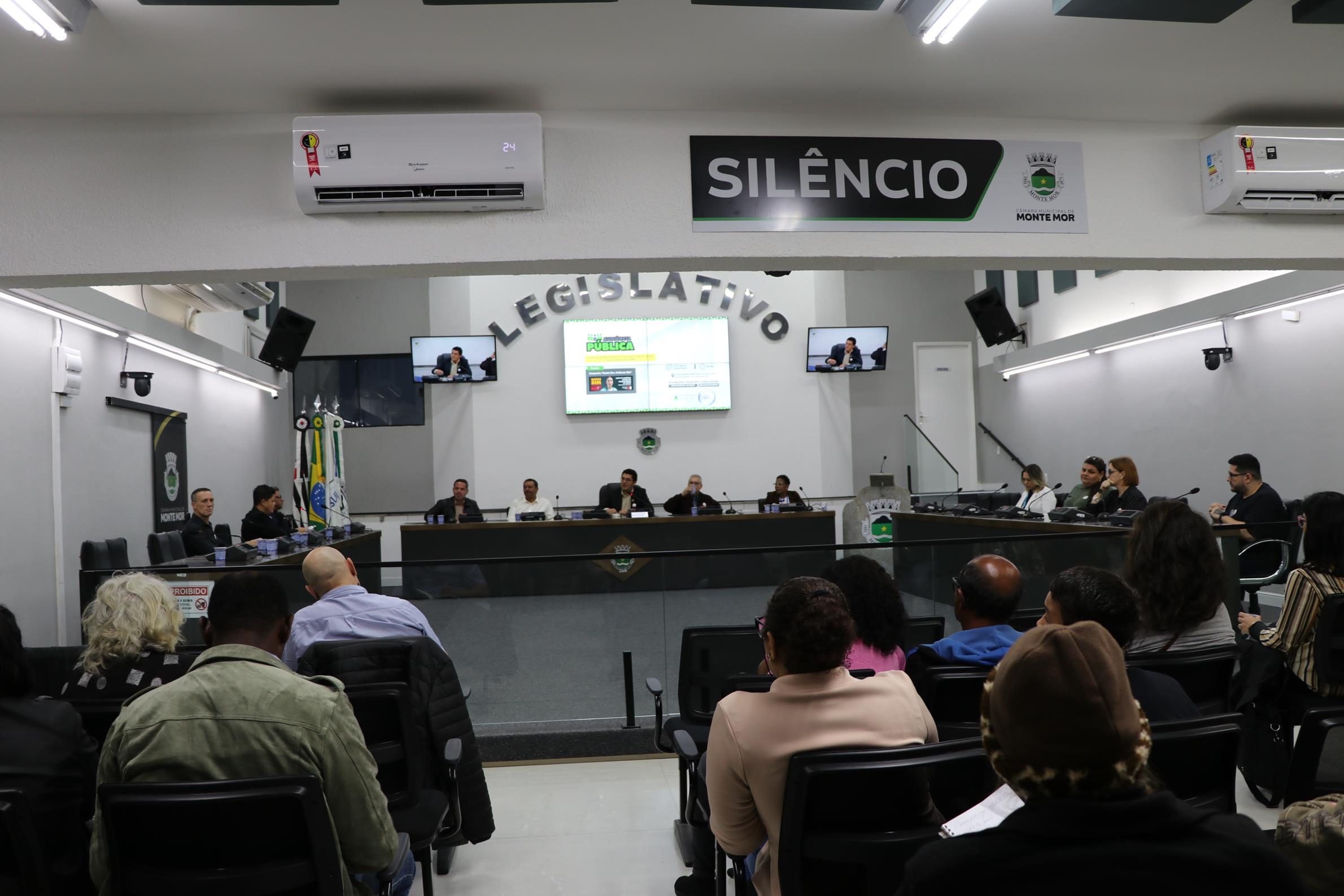 Audiência realizada no Plenário contou com a presença de diversos munícipes