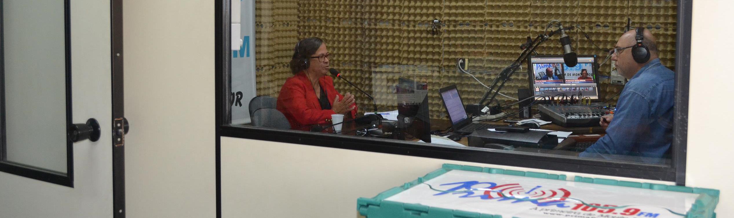 Na Rádio Prima, Professora Selma fala sobre trajetória política e os 180 dias de mandato