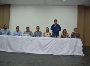 No Joaquinzão, vereadores participam de formatura de cursos de qualificação profissional